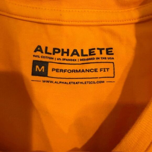 Alphalete Performance Tee Bundle of 3 Black Camo, Red, Yellow Size Medium - Picture 7 of 10